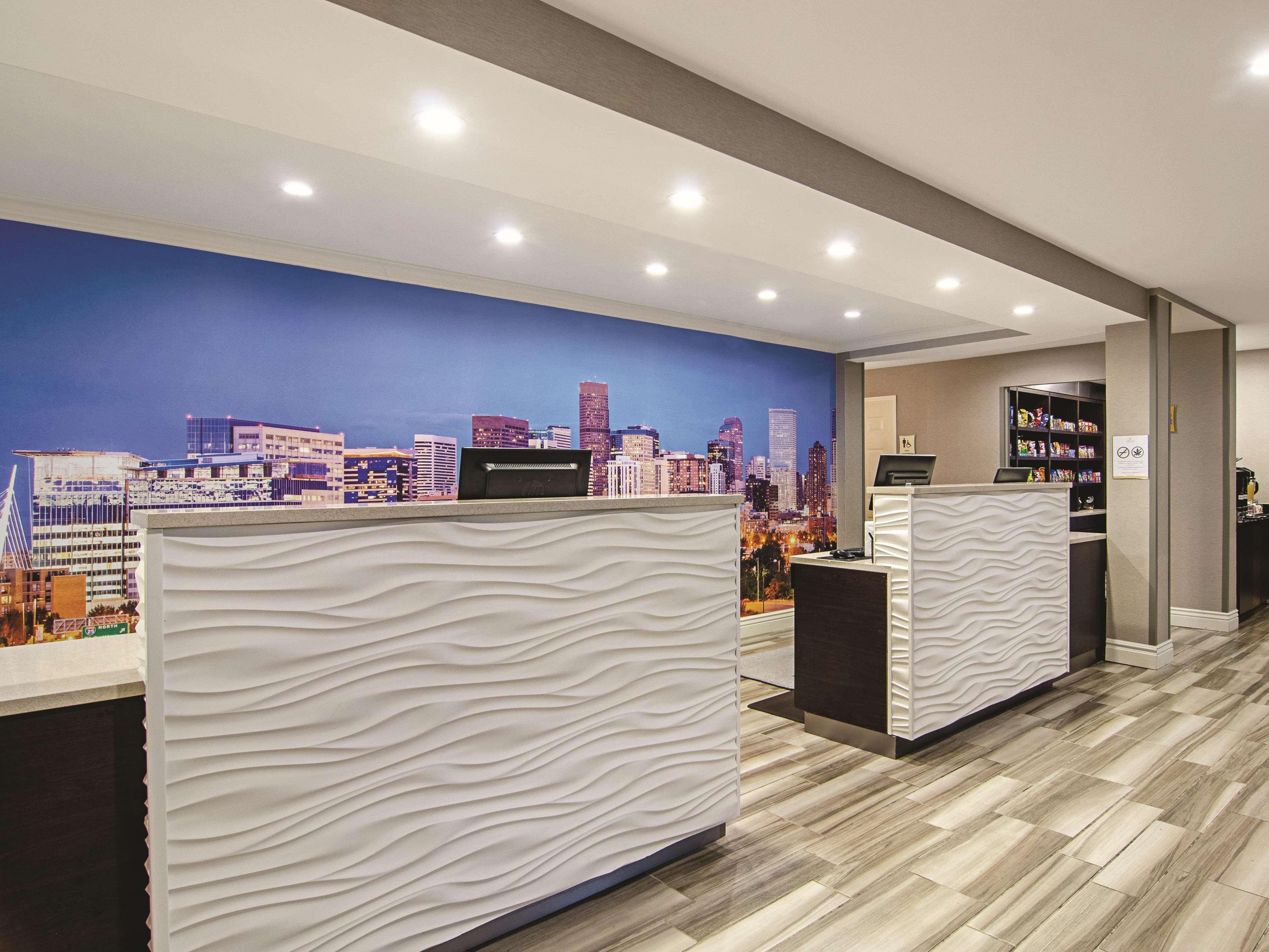 La Quinta By Wyndham Denver Airport Dia Εξωτερικό φωτογραφία
